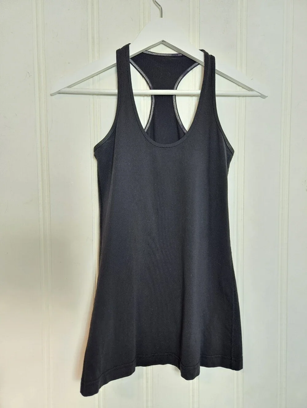 Lululemon Cool Racerback Tank Size 2 Slim Fit Yoga Training Black
